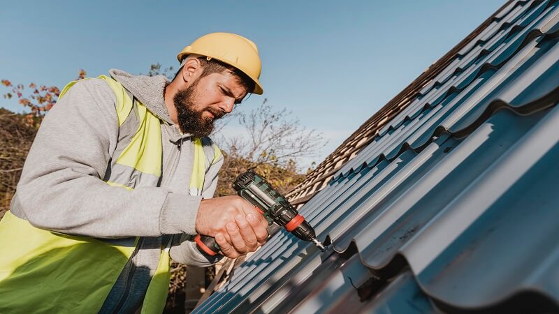 How to Pick the Best Roofing Contractor for You
