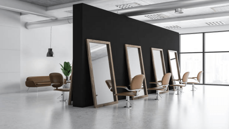 Frameless Shower Doors and Custom Glass: Design Trends Homeowners Love