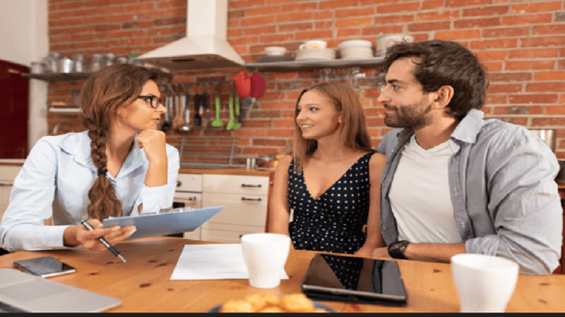 How a Property Buyers Agent Simplifies Your Home Purchase Journey