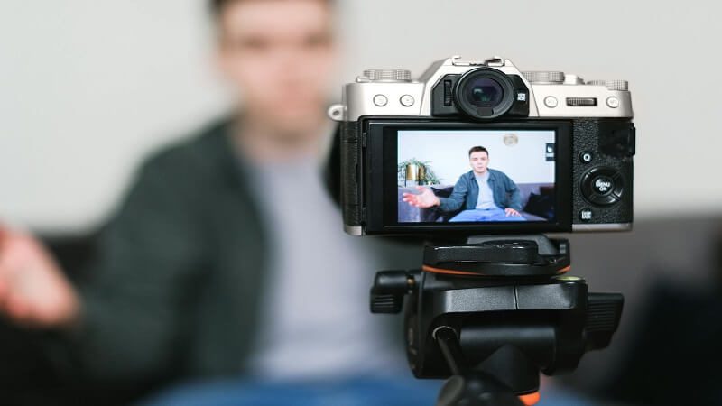 The Rise of Emotional Storytelling in Short-Form Video Content